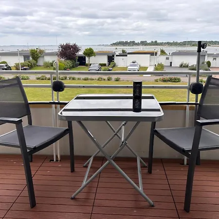 Mit Balkon Und Meerblick * فيهمارن